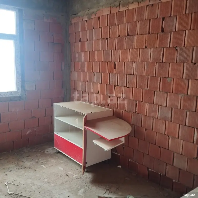 Satılır 4 otaqlı yeni tikili 97.5 m²