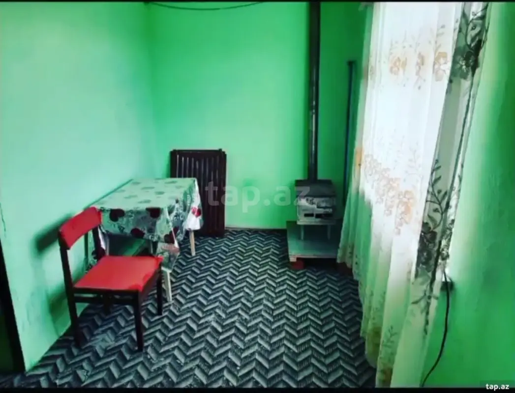 Satılır 1 otaqlı mənzil 42 m²