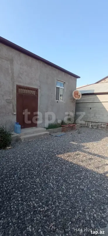 Satılır 4 otaqlı həyət evi 132 m²