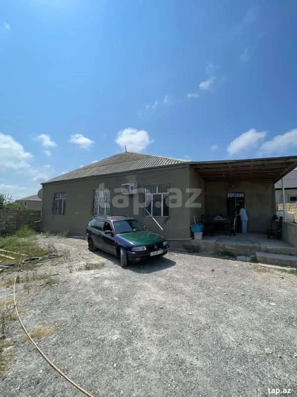 Satılır 5 otaqlı həyət evi 160 m²
