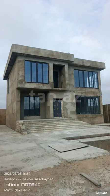 Satılır 7 otaqlı həyət evi 300 m²