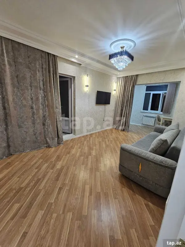 Kirayə verilir 2 otaqlı mənzil 65 m²