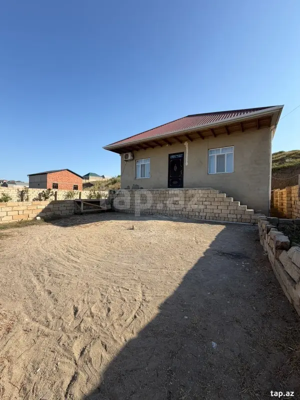 Satılır 4 otaqlı həyət evi 110 m²