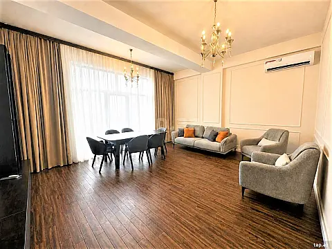 Kirayə verilir 3 otaqlı yeni tikili 120 m² — Bakı 3 otaq 120.00 m²