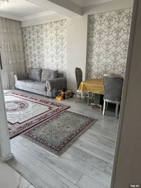Satılır 3 otaqlı yeni tikili 75 m²