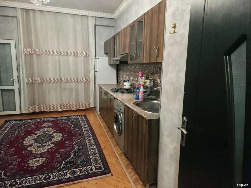 Kirayə verilir 2 otaqlı yeni tikili 100 m²