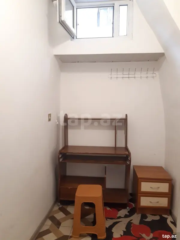 Satılır 1 otaqlı həyət evi 10 m²