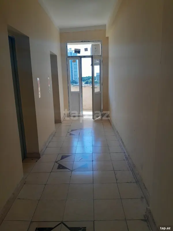 Kirayə verilir 2 otaqlı yeni tikili 105 m²