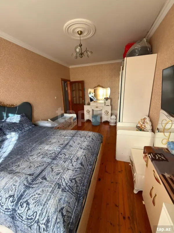 Satılır 3 otaqlı mənzil 63 m²