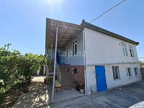 Satılır 5 otaqlı həyət evi 200 m² — Bakı, Suraxanı 5 otaq 200.00 m²