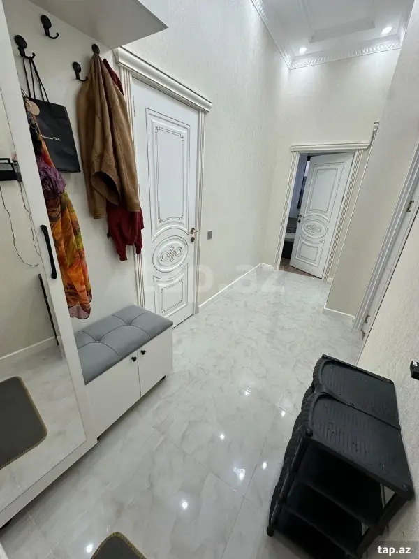 Kirayə verilir 3 otaqlı yeni tikili 80 m²