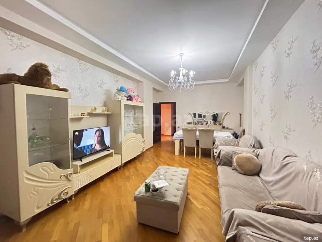 Satılır 3 otaqlı yeni tikili 100 m²