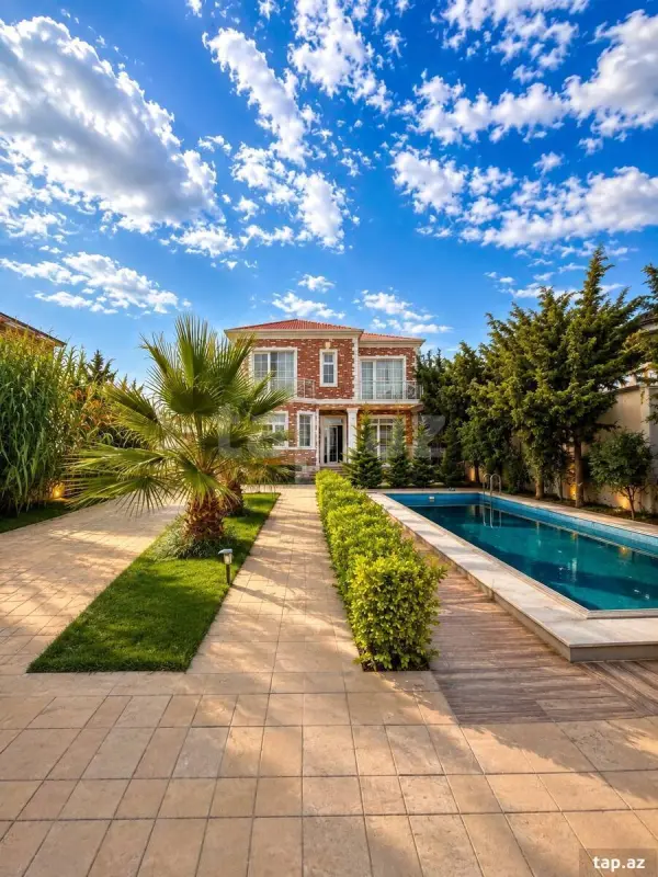 Satılır 5 otaqlı həyət evi 230 m²