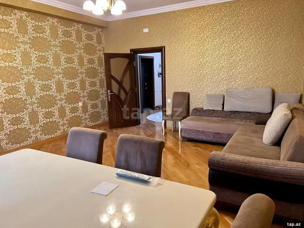 Kirayə verilir 2 otaqlı yeni tikili 70 m²