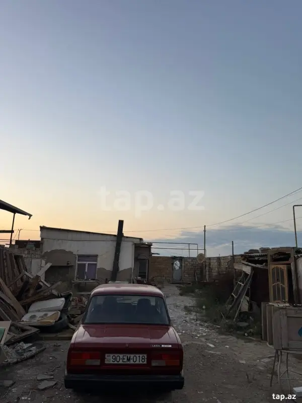 Satılır 5 otaqlı həyət evi 500 m²
