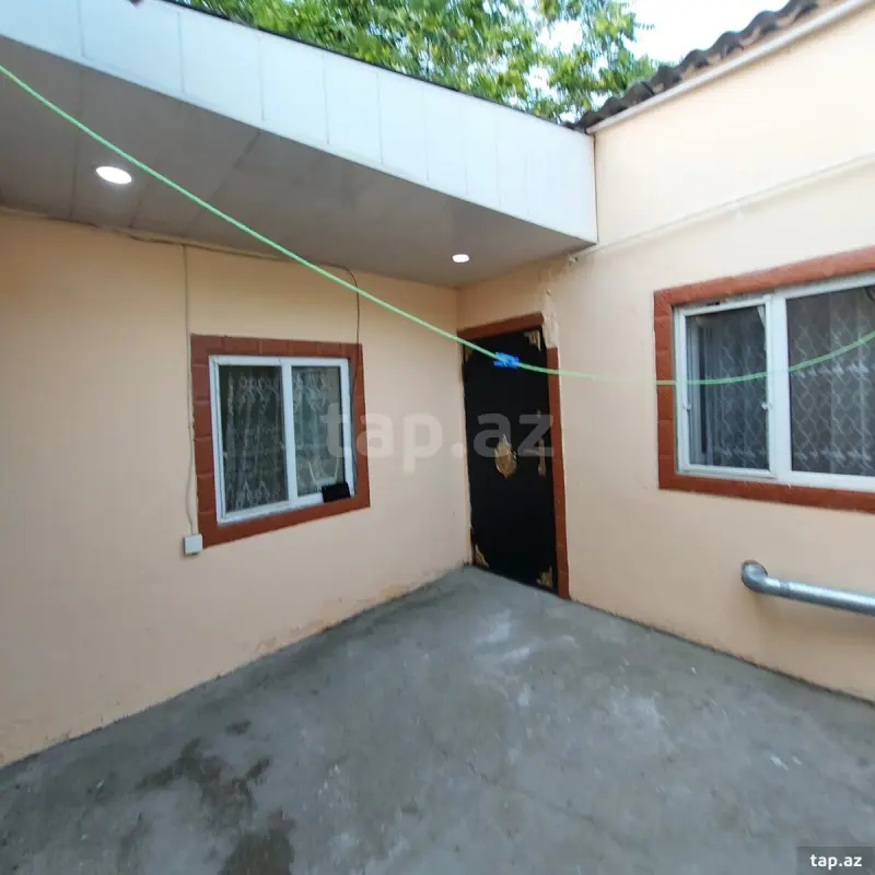 Satılır 2 otaqlı həyət evi 50 m²