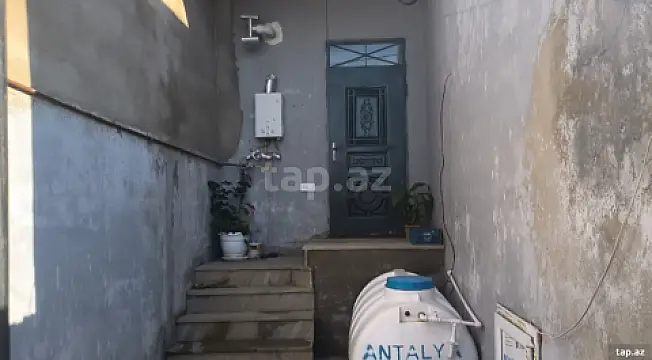 Satılır 2 otaqlı həyət evi 45 m² — Bakı, Hökməli 2 otaq 45.00 m²