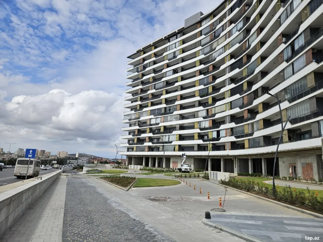 Satılır 3 otaqlı yeni tikili 69 m²