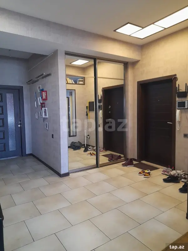 Satılır 3 otaqlı yeni tikili 103 m²