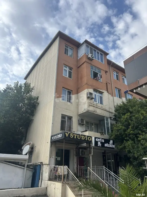 Satılır 1 otaqlı mənzil 30 m²