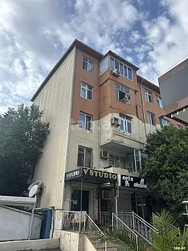 Satılır 1 otaqlı mənzil 30 m² — Bakı, Memar Əcəmi yanı 1 otaq 30.00 m²