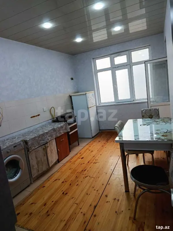 Satılır 2 otaqlı yeni tikili 70 m²