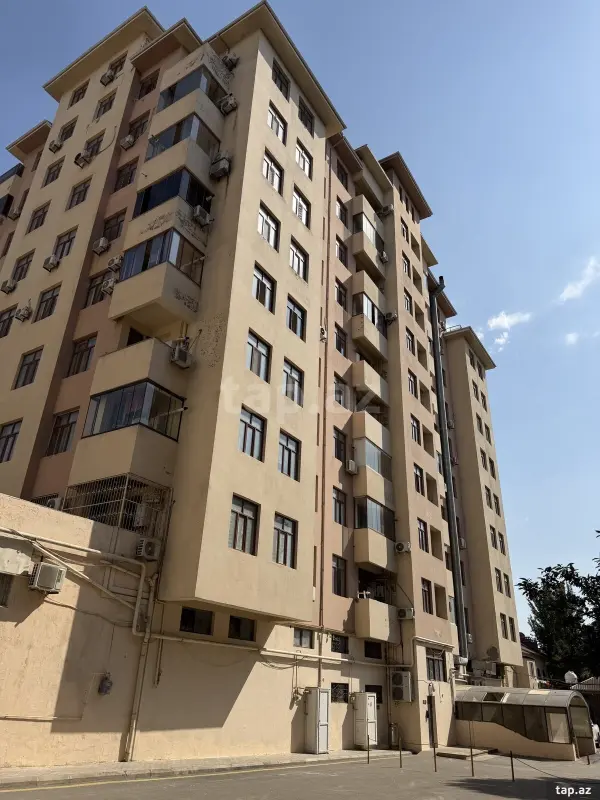 Satılır 3 otaqlı yeni tikili 105 m²