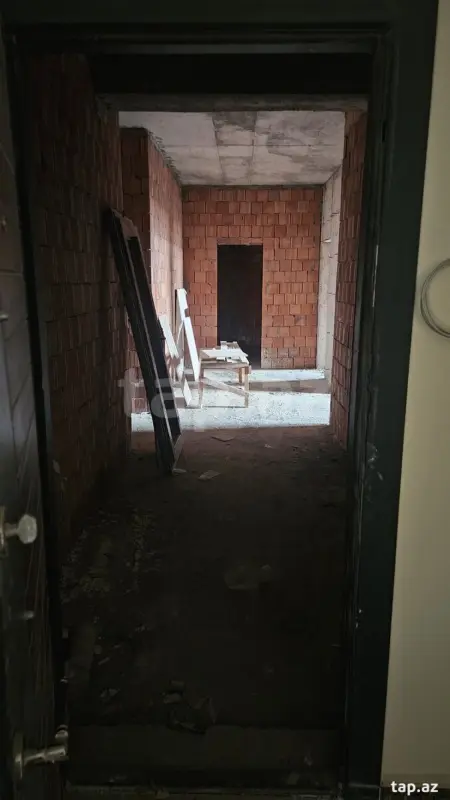 Satılır 4 otaqlı yeni tikili 172 m²