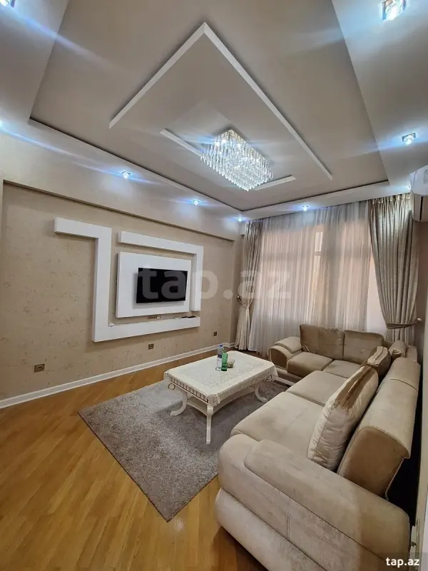 Satılır 3 otaqlı yeni tikili 70 m²