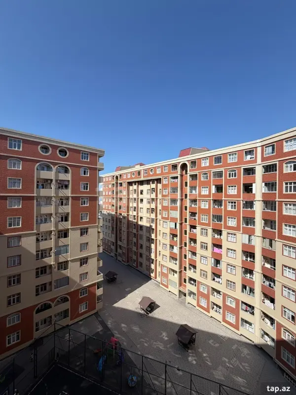 Satılır 2 otaqlı yeni tikili 80 m²