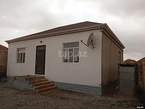 Satılır 2 otaqlı həyət evi 95 m² — Bakı 2 otaq 95.00 m²