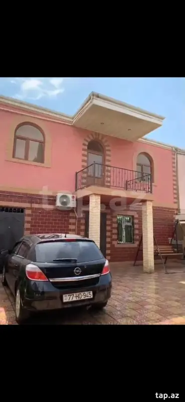 Satılır 5 otaqlı həyət evi 250 m²