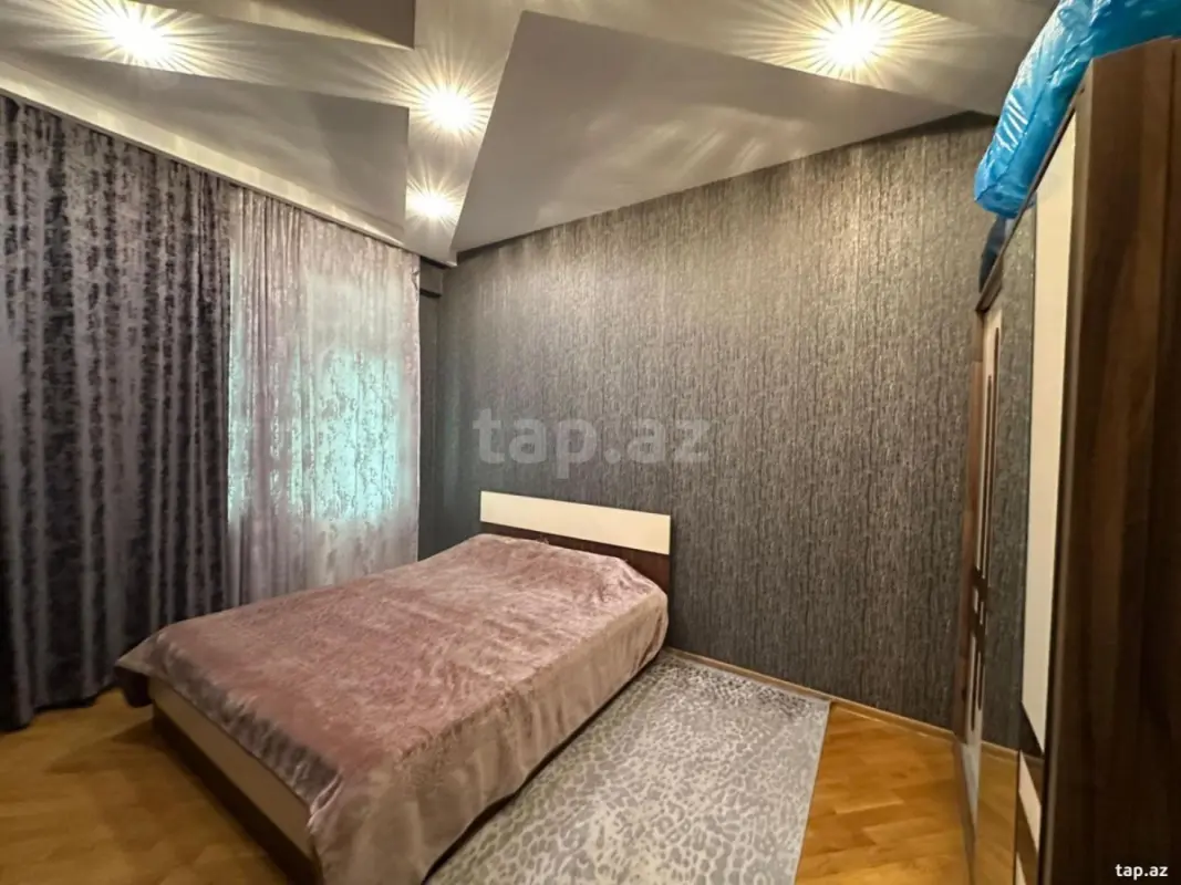 Kirayə verilir 2 otaqlı yeni tikili 75 m²