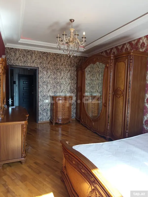 Satılır 3 otaqlı yeni tikili 72 m²
