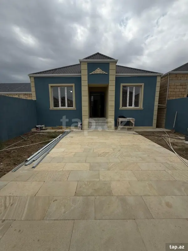 Satılır 3 otaqlı həyət evi 100 m²