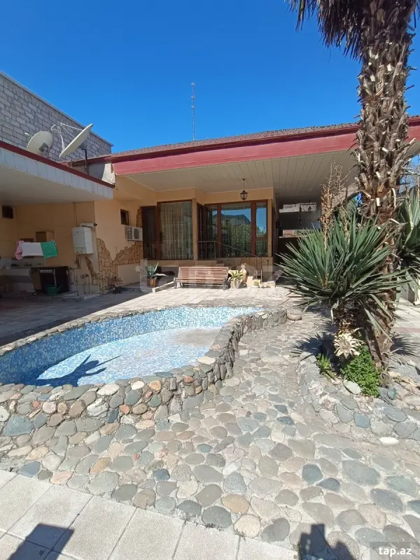 Satılır 4 otaqlı həyət evi 150 m²
