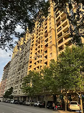 Satılır 3 otaqlı yeni tikili 104 m² — Bakı 3 otaq 104.00 m²