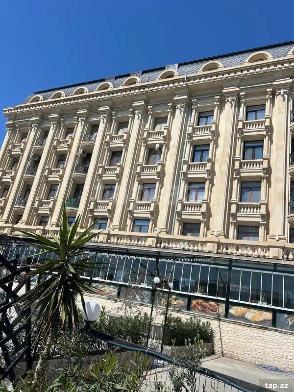 Satılır 3 otaqlı yeni tikili 90 m²