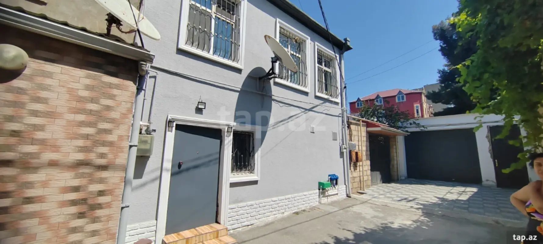 Satılır 4 otaqlı həyət evi 180 m²