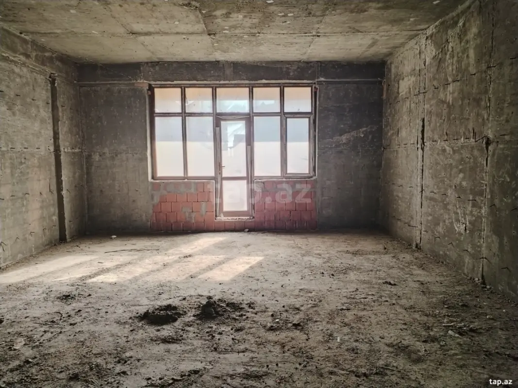 Satılır 4 otaqlı yeni tikili 177 m²