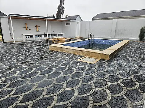 Kirayə verilir 4 otaqlı həyət evi 120 m² — Bakı 4 otaq 120.00 m²