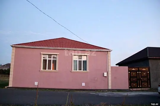 Satılır 3 otaqlı həyət evi 108 m² — Zaqatala 3 otaq 108.00 m²