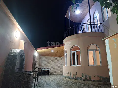 Satılır 4 otaqlı həyət evi 150 m² — Qusar 4 otaq 150.00 m²