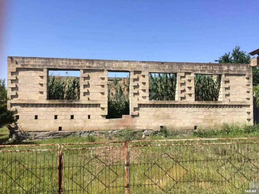 Satılır 5 otaqlı həyət evi 160 m²