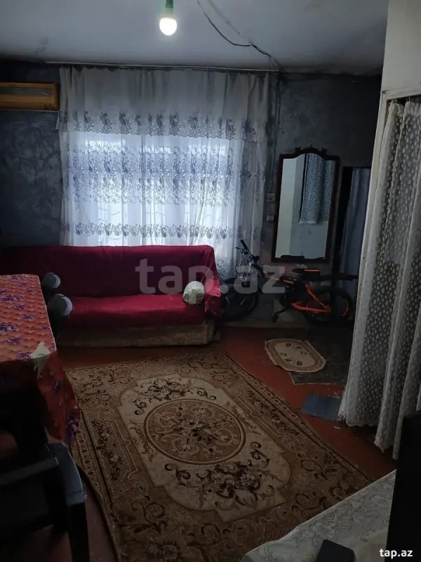 Satılır 2 otaqlı mənzil 30 m²