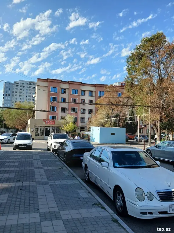 Satılır 3 otaqlı mənzil 67 m²