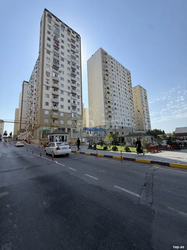 Satılır 3 otaqlı yeni tikili 80 m²