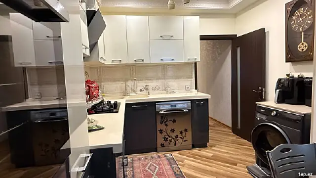 Satılır 3 otaqlı yeni tikili 75 m² — Bakı, Köhnə Günəşli 3 otaq 75.00 m²