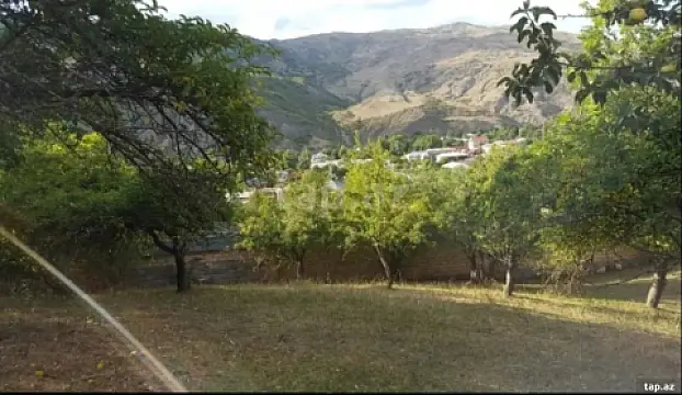 Satılır torpaq sahəsi — Bakı