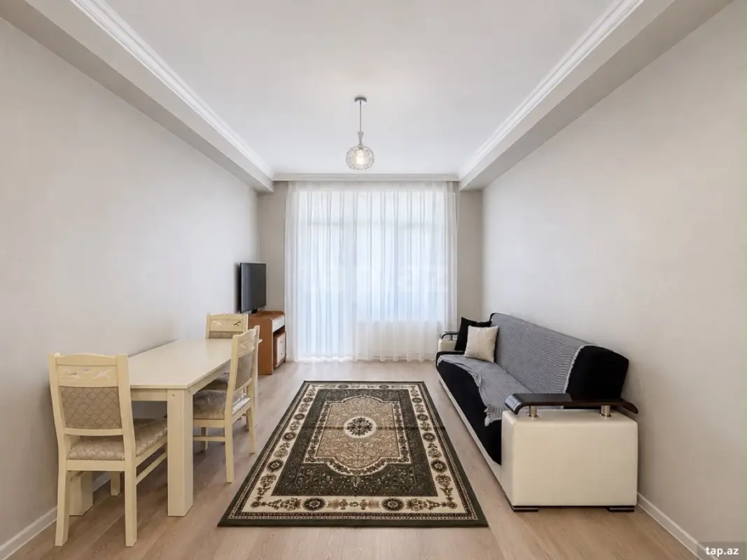Kirayə verilir 2 otaqlı yeni tikili 70 m²